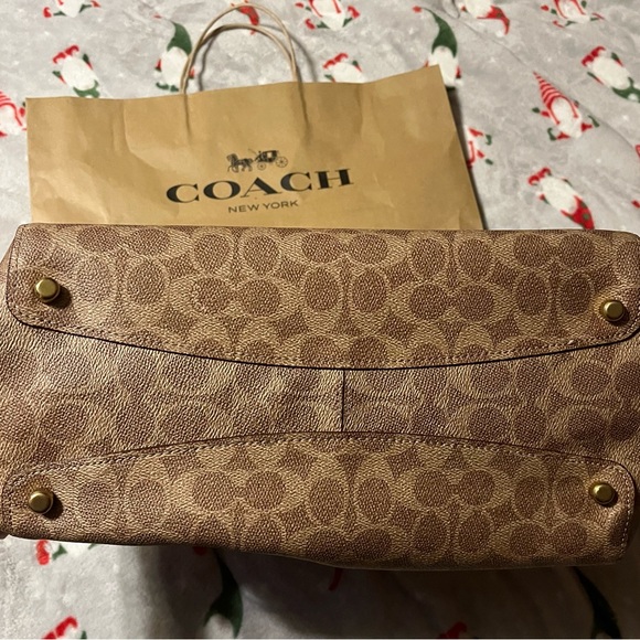 New Coach Hadley Shoulder bag - Picture 7 of 7